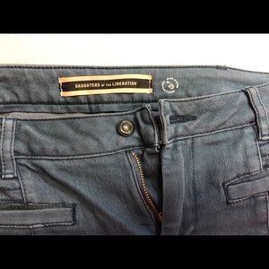 Daugherts of the Liberation Size 29 Pants